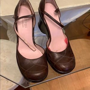 Guess work shoes
